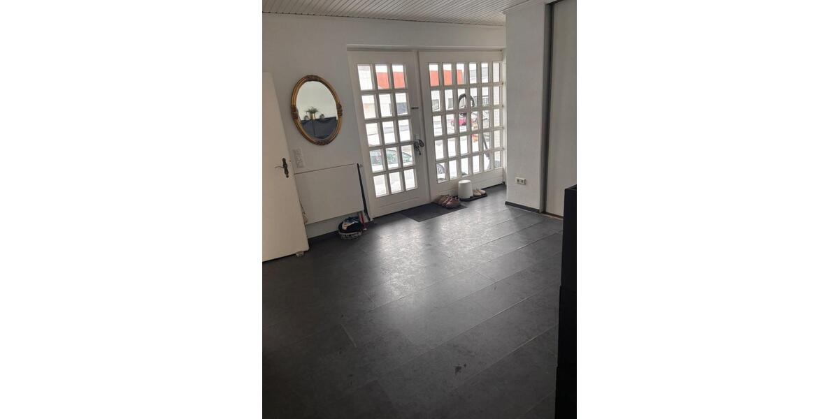 Einfamilienhaus Norderstedt Friedrichsgabe - 8 Zimmer, 300 m&sup2;, 4.000&euro; | Angebot:26563598