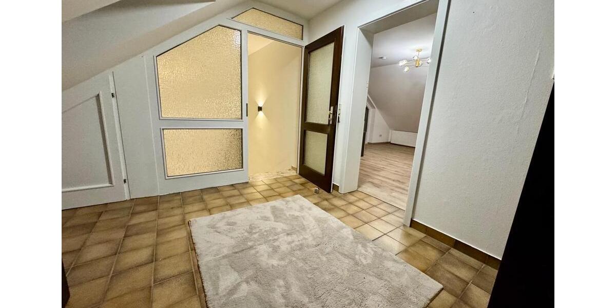 Dachgeschoßwohnung Wathlingen - 3 Zimmer, 95 m&sup2;, 750&euro; | Angebot:24590290