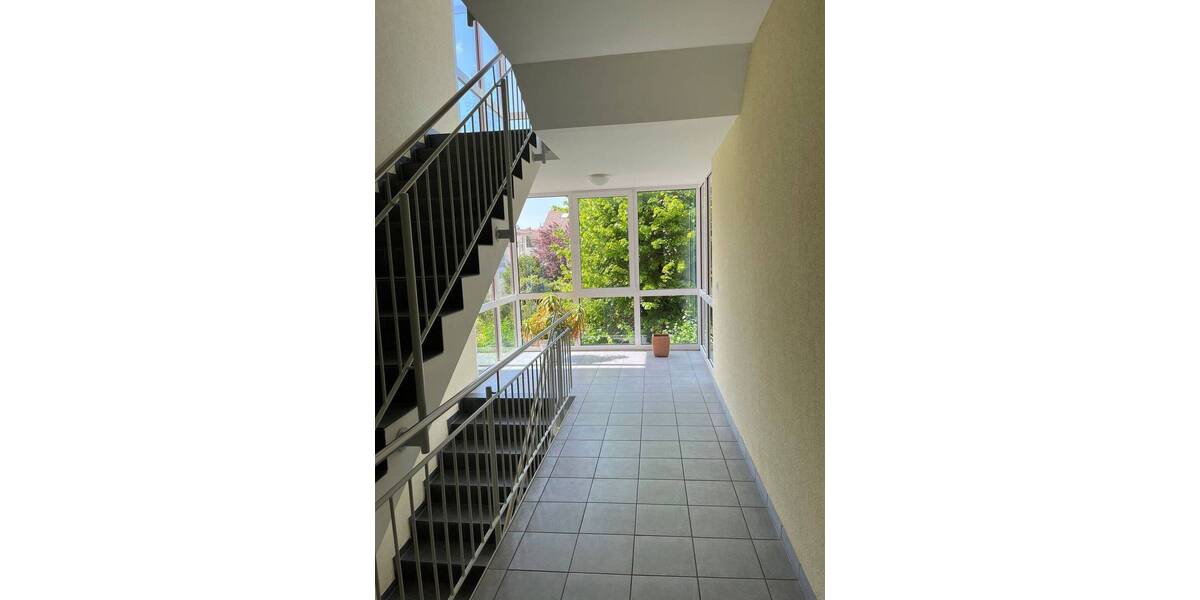 Etagenwohnung Weil am Rhein - 4 Zimmer, 115 m&sup2;, 1.490&euro; | Angebot:26844058