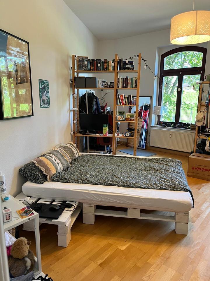Untermiete September-Mai in großem WG-Zimmer Leipzig Stötteritz