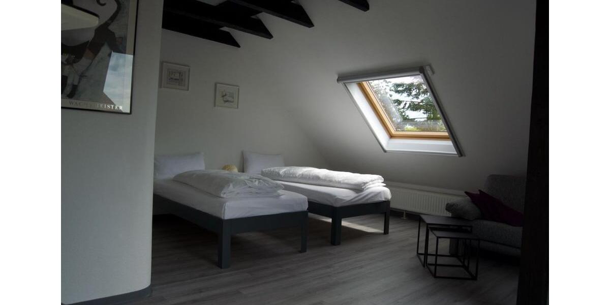 Wohnen auf Zeit Blender - 2 Zimmer, 60 m&sup2;, 1.200&euro; | Angebot:25956983