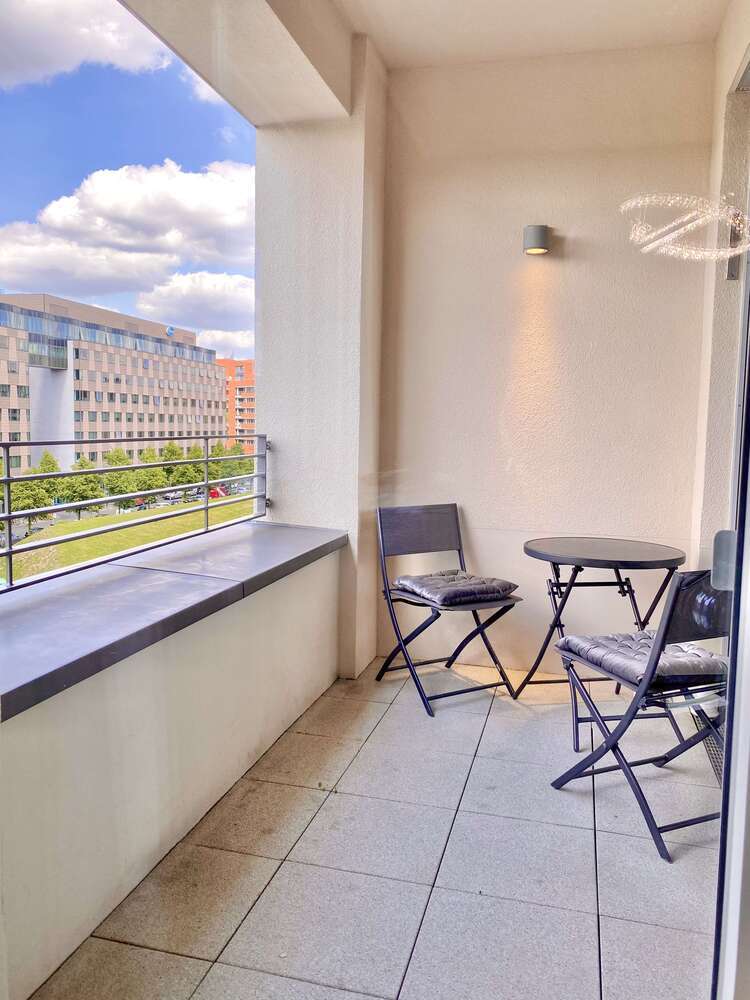 Wohnung zum Mieten in Berlin 1.900 € 80 m²