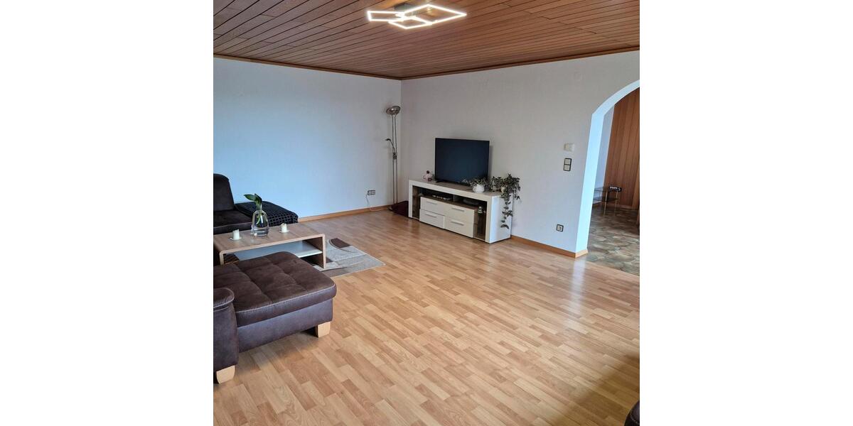 Dachgeschoßwohnung Plochingen - 3.5 Zimmer, 105 m&sup2;, 1.150&euro; | Angebot:26621003
