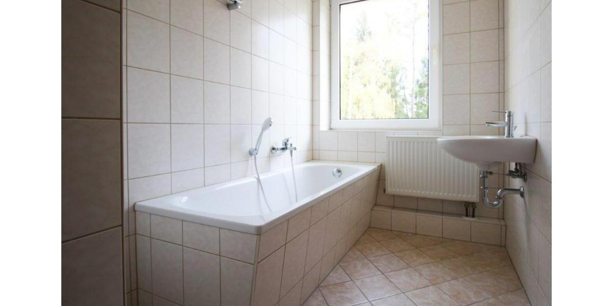 Wohnung zu vermieten in Apolda 4 zimmer