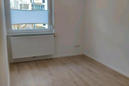 Wohnen auf Zeit Ludwigsburg Oßweil - 1 Zimmer, 10 m&sup2;, 420&euro; | Angebot:24743805