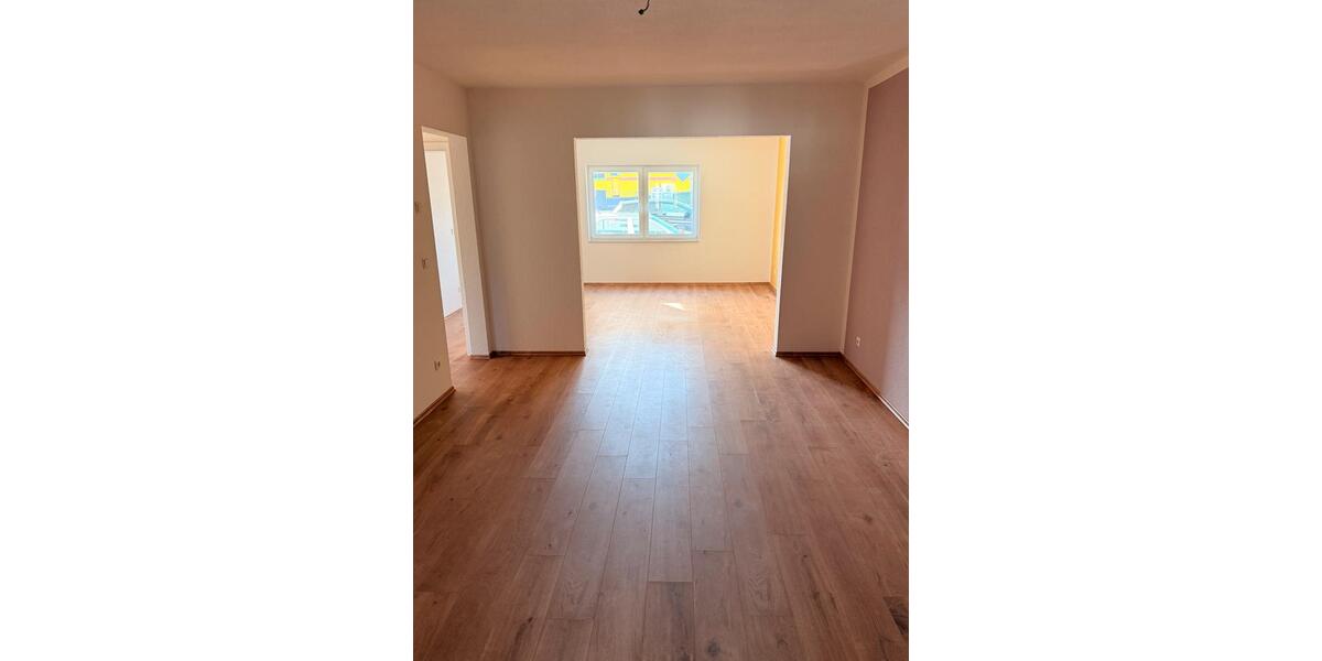 Erdgeschoßwohnung Sohren - 3 Zimmer, 100 m&sup2;, 850&euro; | Angebot:25823385