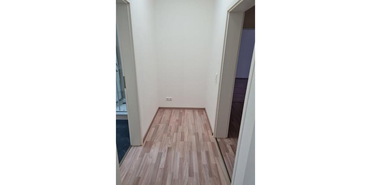 Etagenwohnung Tangermünde - 2 Zimmer, 72 m&sup2;, 620&euro; | Angebot:26049091