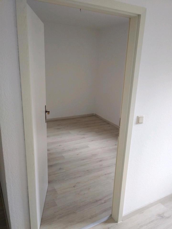 Schöne helle 2 Zimmer Wohnung