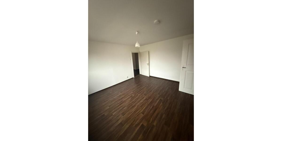 Erdgeschoßwohnung Scheinfeld - 7 Zimmer, 173 m&sup2;, 900&euro; | Angebot:24118533