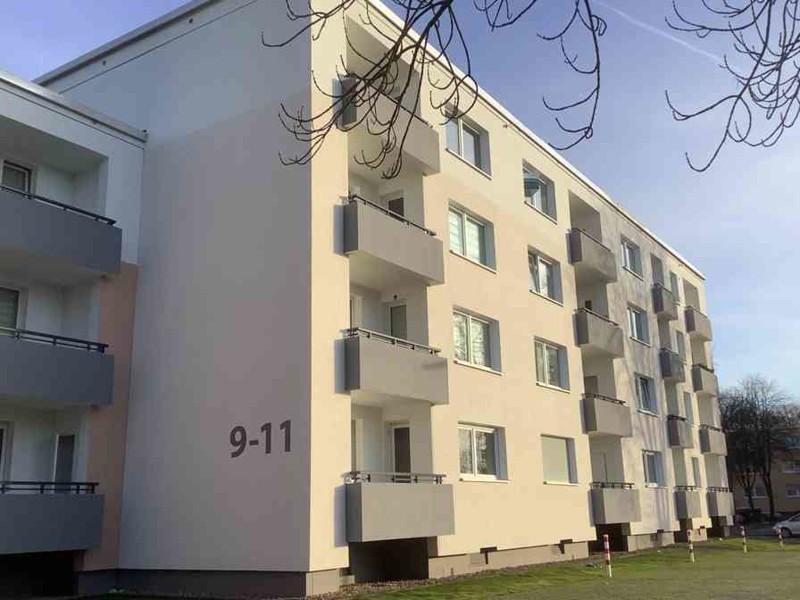 Geräumige 3 Zimmer-Wohnung mit Balkon in grüner Lage