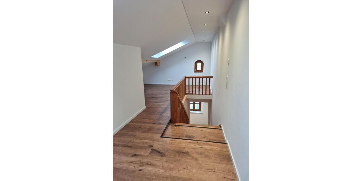 Reihenhaus Wolfratshausen - 4 Zimmer, 125 m&sup2;, 2.000&euro; | Angebot:25170600