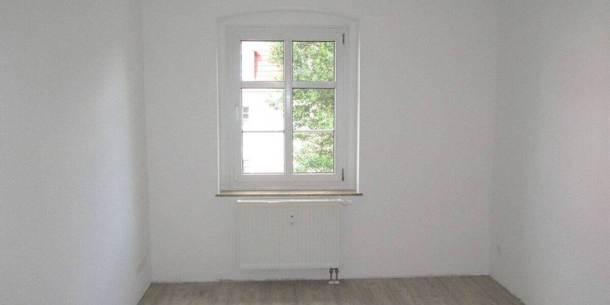 Etagenwohnung Zwickau Bahnhofsvorstadt - 5 Zimmer, 110 m&sup2;, 685&euro; | Angebot:26751929