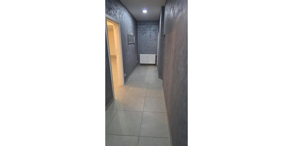 Etagenwohnung Lüchow (Wendland) - 4 Zimmer, 117 m&sup2;, 1.000&euro; | Angebot:24847376