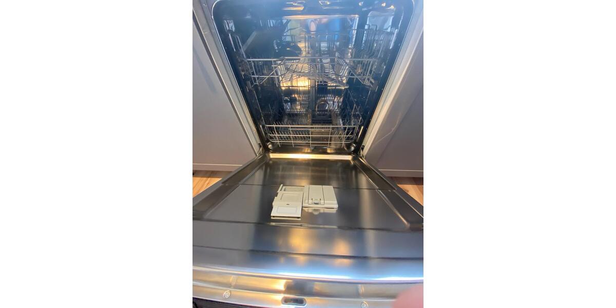 Wohnen auf Zeit Saarbrücken Neue Bremm - 3 Zimmer, 20 m&sup2;, 570&euro; | Angebot:24347368