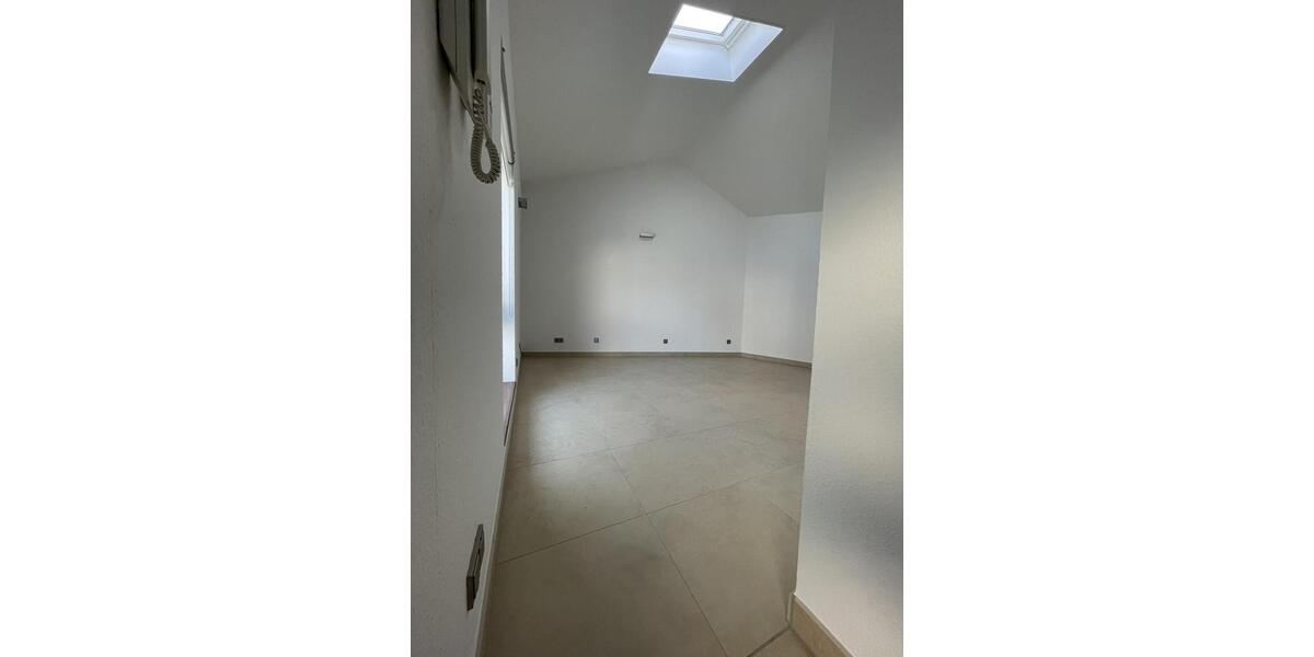 Etagenwohnung Hannover Nord - 4 Zimmer, 100 m&sup2;, 1.190&euro; | Angebot:26621126
