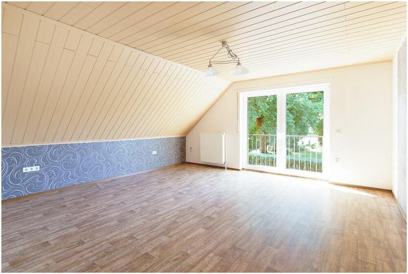 ***geräumige 2 Zimmer Oberwohnung mit EBK in Börger*** mit eigenem Garten, Terrasse, sowie Zufahrt und Carport 2 zimmer