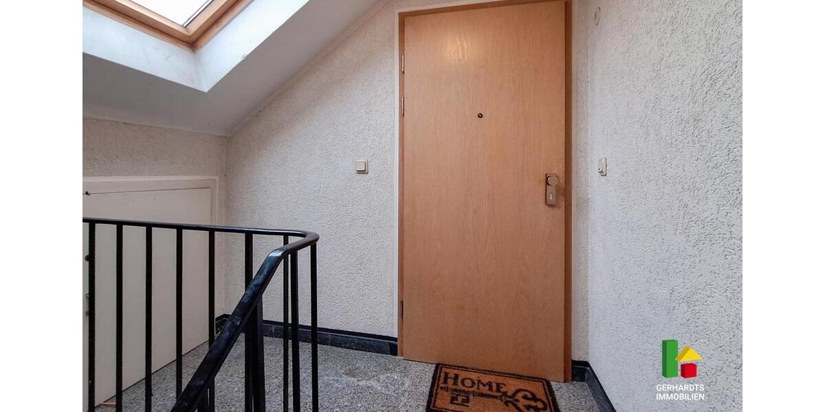 Dachgeschoßwohnung Krefeld - 1 Zimmer, 30 m&sup2;, 330&euro; | Angebot:25394171