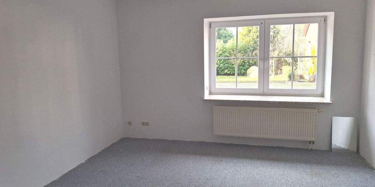 Bauernhaus, Landhaus Remmels - 8 Zimmer, 300 m&sup2;, 1.950&euro; | Angebot:25770396