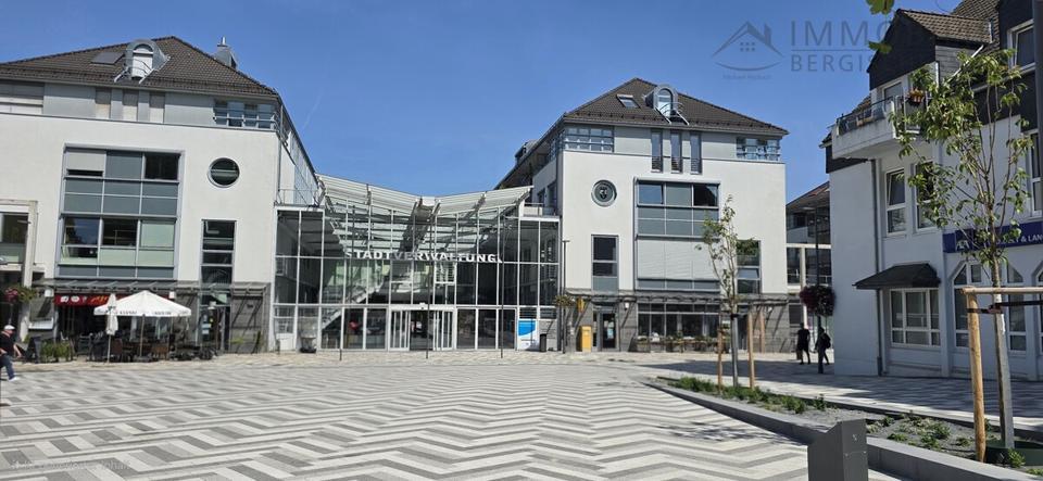 MODERNES LADENLOKAL MIT AUSSENBEREICH IN 1A-LAGE