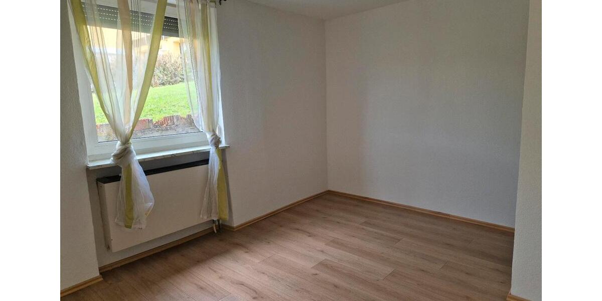 Erdgeschoßwohnung Sonnefeld - 2 Zimmer, 63 m&sup2;, 520&euro; | Angebot:24678349