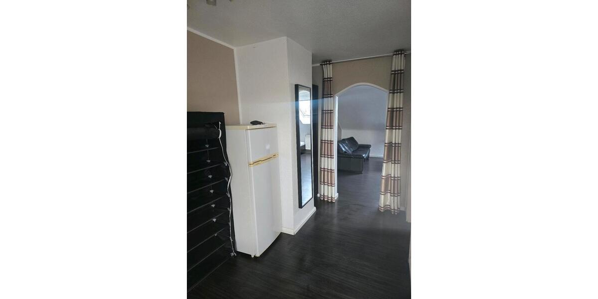 Dachgeschoßwohnung Krefeld Bockum - 1 Zimmer, 36 m&sup2;, 520&euro; | Angebot:24707200