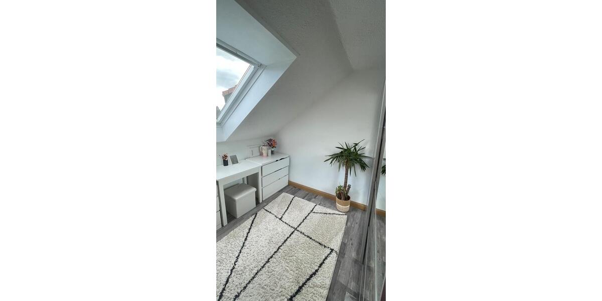Dachgeschoßwohnung Giengen an der Brenz - 3 Zimmer, 80 m&sup2;, 950&euro; | Angebot:26286481