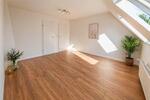 Etagenwohnung Kölln-Reisiek Reisiek - 2 Zimmer, 57 m&sup2;, 870&euro; | Angebot:26272800