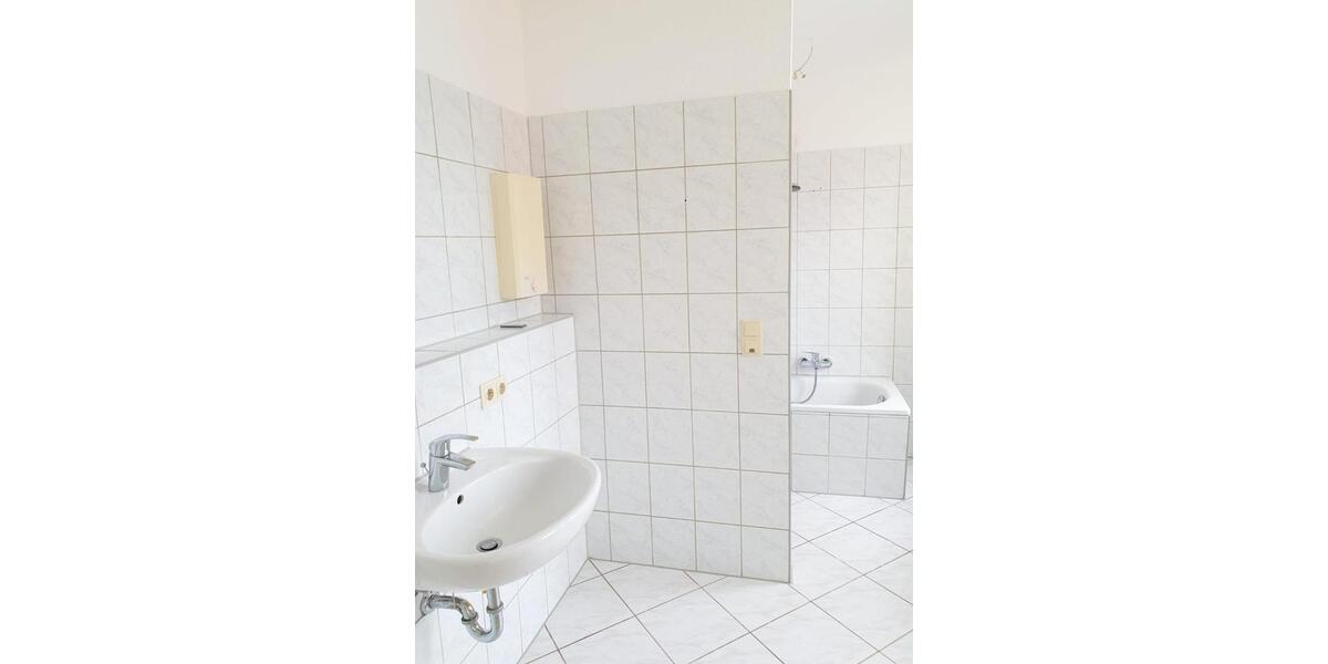 Etagenwohnung Flöha - 5 Zimmer, 143 m&sup2;, 840&euro; | Angebot:25810324
