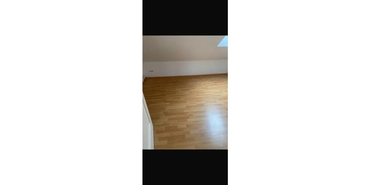 Dachgeschoßwohnung Schramberg - 1 Zimmer, 670&euro; | Angebot:23610462