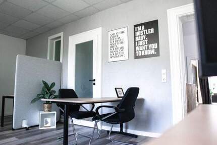 Eigener 247-Schreibtischplatz in hochwertigem Coworking-Space in St. Wendel zimmer