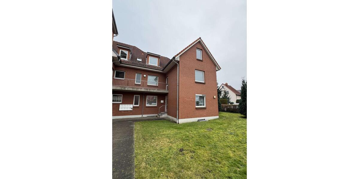 großzügige Dachgeschosswohnung in attraktiver Lage 2 zimmer