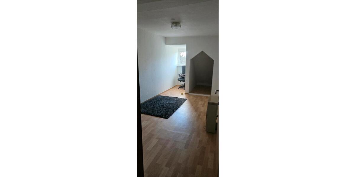 Etagenwohnung Wildflecken - 1 Zimmer, 140 m&sup2;, 600&euro; | Angebot:26019900