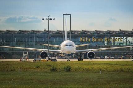 Standby Zimmer oder ähnlicher Zweck in direkter Nähe CGN 1 zimmer