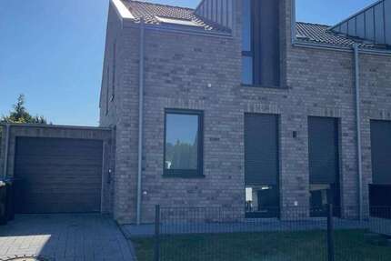 Haus Kaarst - 4 Zimmer, 155 m&sup2;, 2.250&euro; | Angebot:27242999