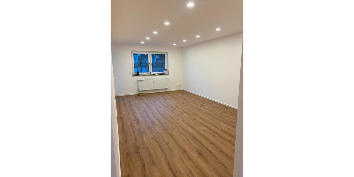 Erdgeschoßwohnung Stadtlauringen - 3 Zimmer, 77 m&sup2;, 800&euro; | Angebot:24884562