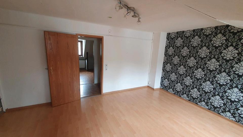 Etagenwohnung Idar-Oberstein Oberstein - 4 Zimmer, 100 m&sup2;, 600&euro; | Angebot:24754936