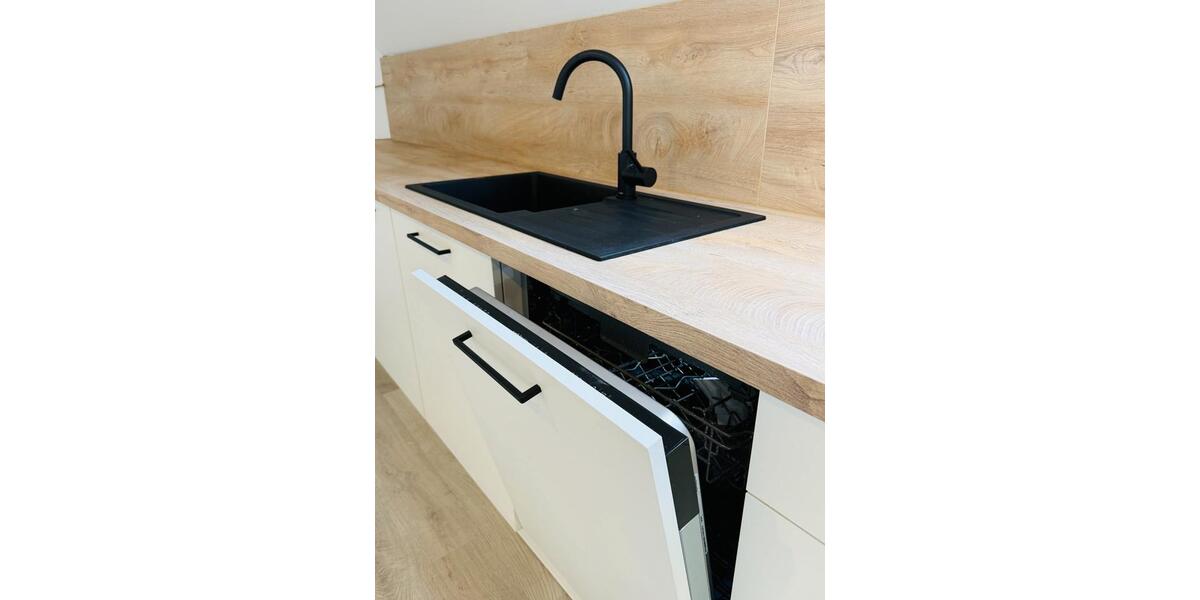 Etagenwohnung Albersdorf - 2.5 Zimmer, 91 m&sup2;, 895&euro; | Angebot:25996078