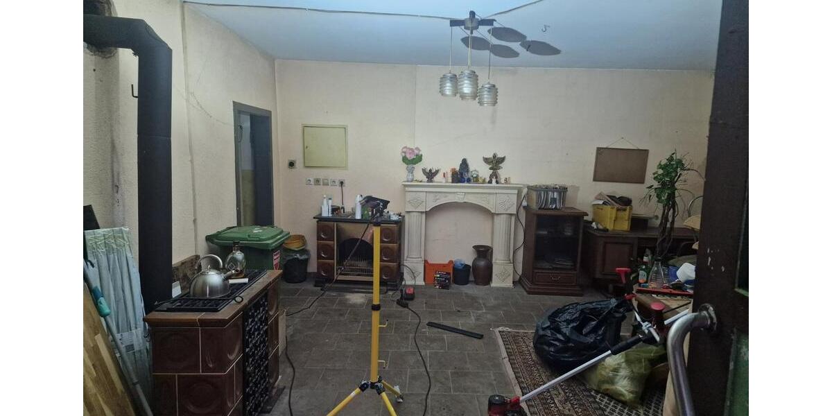 Einfamilienhaus Dresden Cotta - 20 Zimmer, 600 m&sup2;, 1.000&euro; | Angebot:25979464