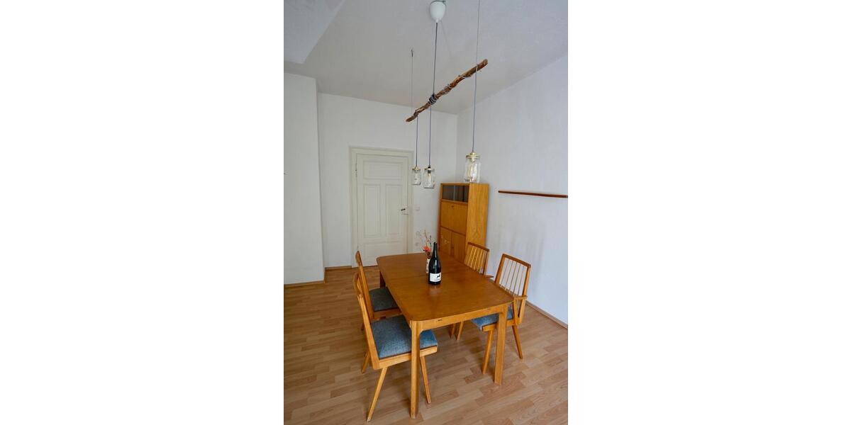 Etagenwohnung Karlsruhe Mühlburg - 4 Zimmer, 94 m&sup2;, 1.800&euro; | Angebot:25973926