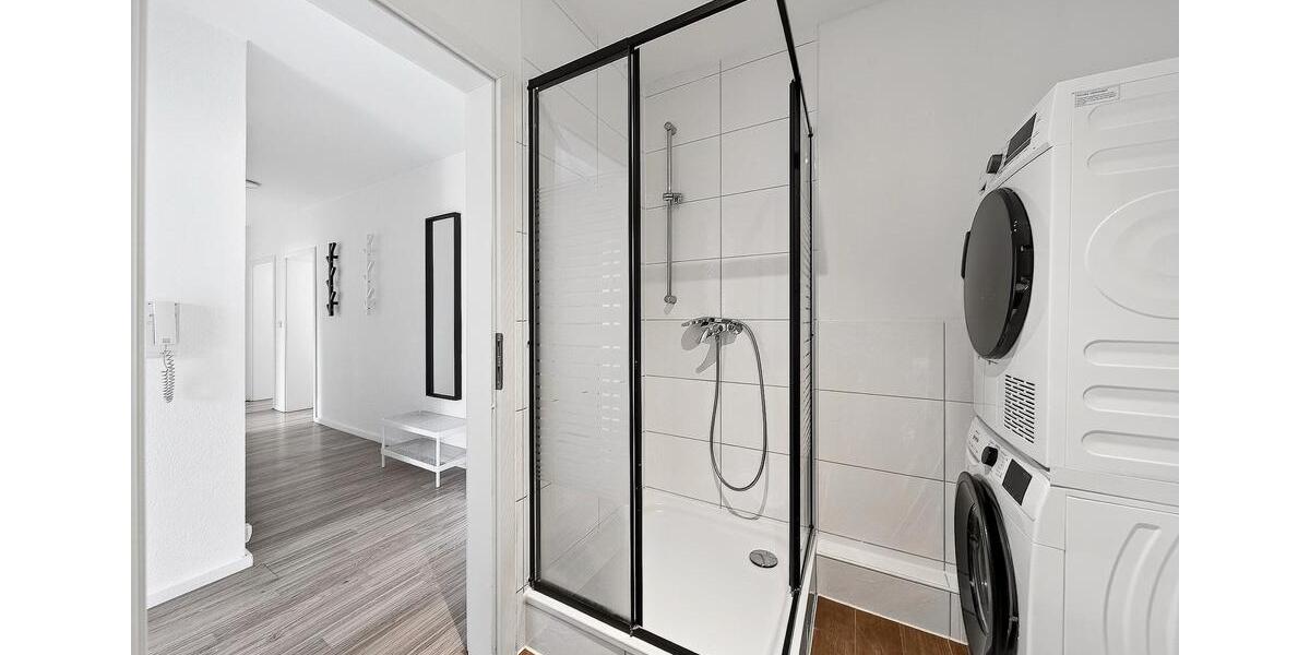 Etagenwohnung Solingen - 4 Zimmer, 100 m&sup2;, 15&euro; | Angebot:26701950