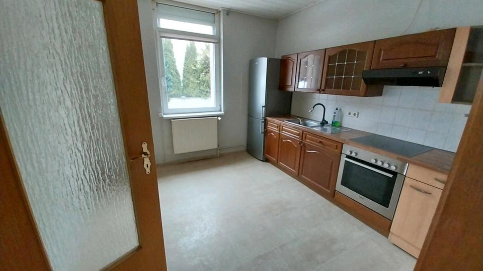 Erdgeschoßwohnung Erxleben - 1 Zimmer, 79 m&sup2;, 380&euro; | Angebot:24865372