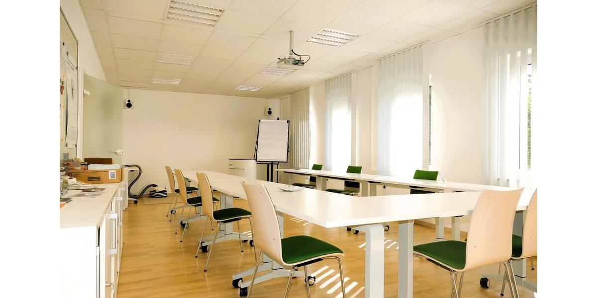 Etagenwohnung Gera - 4 Zimmer, 137 m&sup2;, 650&euro; | Angebot:26616564