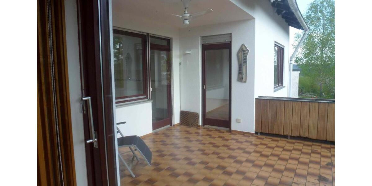 Erdgeschoßwohnung Röttenbach - 3 Zimmer, 144 m&sup2;, 1.050&euro; | Angebot:26129638