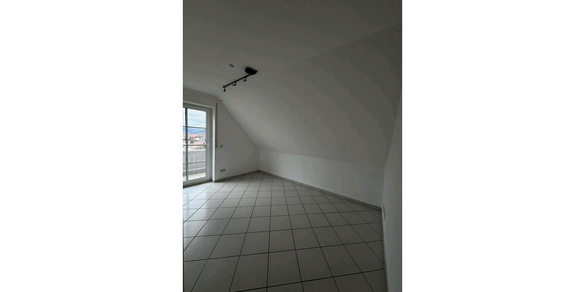 Maisonettenwohnung Kronach - 4 Zimmer, 133 m&sup2;, 900&euro; | Angebot:24694775