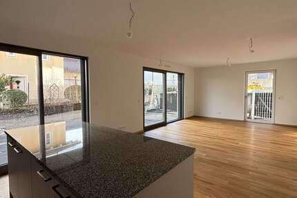 Wohnung zum Mieten in Taufkirchen 3.086 € 108.44 m² 4 zimmer