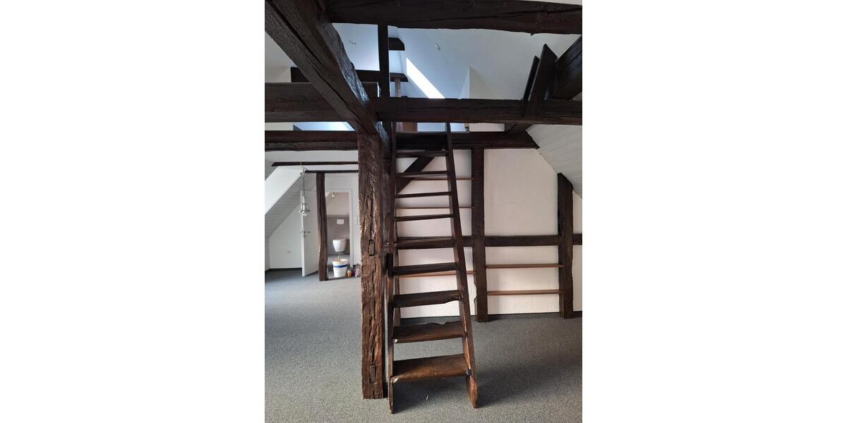 Dachgeschoßwohnung Hameln Kernstadt - 2.5 Zimmer, 70 m&sup2;, 630&euro; | Angebot:26038865