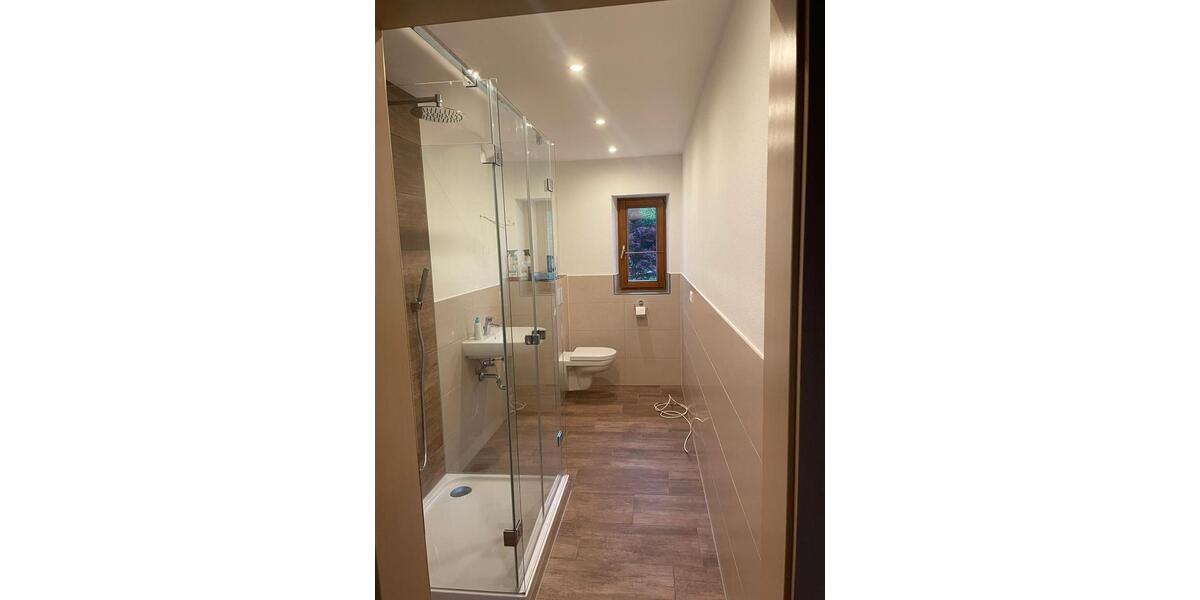 Etagenwohnung Teisnach - 3 Zimmer, 80 m&sup2;, 680&euro; | Angebot:25978586