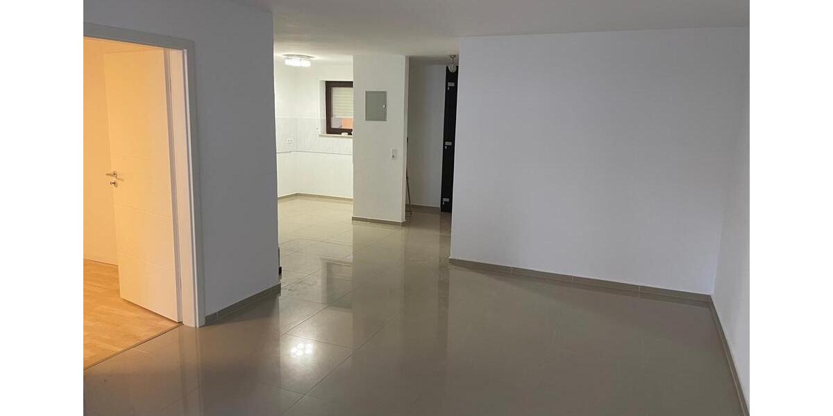 Erdgeschoßwohnung Sindelfingen Sindelfingen (Stadt) - 2 Zimmer, 60 m&sup2;, 950&euro; | Angebot:24816018