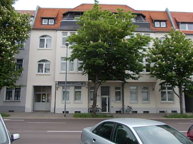 Etagenwohnung Magdeburg Stadtfeld Ost - 1 Zimmer, 32 m&sup2;, 220&euro; | Angebot:26827336