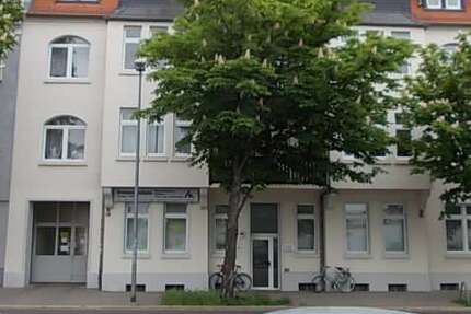 Wohnung Magdeburg Stadtfeld Ost - 1 Zimmer, 32 m&sup2;, 220&euro; | Angebot:26827336